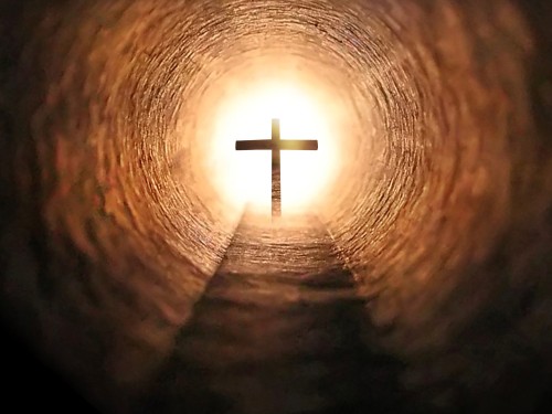 Cross in Tunnel
